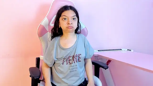 CharlotteMuller's cam snapshot