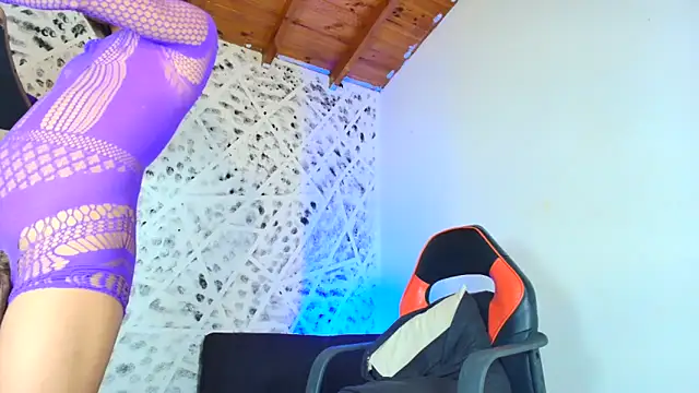 MIA_HOT23CM_S7S's cam snapshot