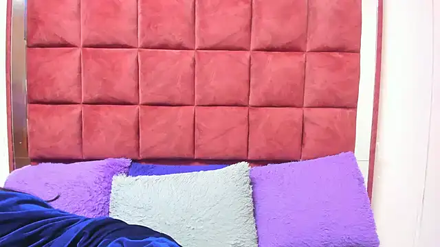 AANGELADIAZZ's cam snapshot