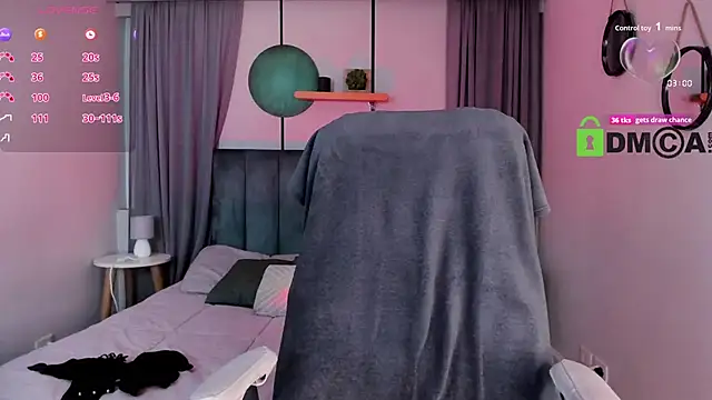 CoralineRicce_'s cam snapshot