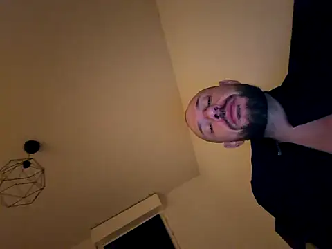 Guitccch's cam snapshot