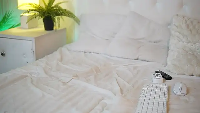 JadeHasy's cam snapshot