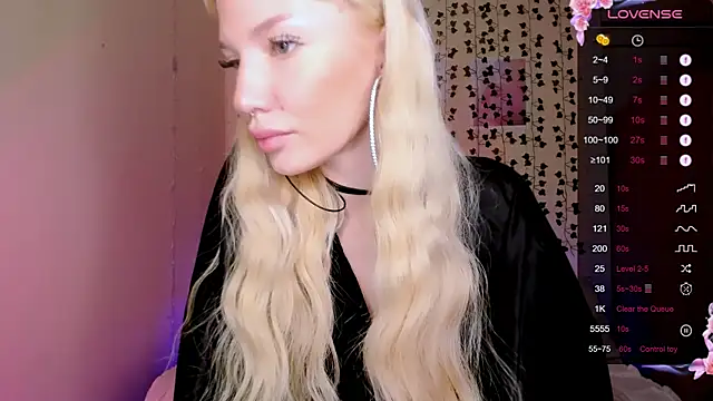 AnyaTaylor_'s cam snapshot