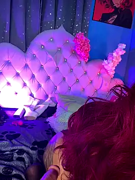 Naugth_channel_ts live sex cam