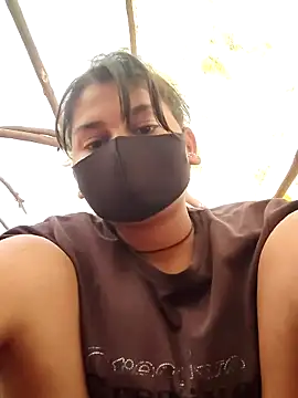 Janvi_Jaitly's cam snapshot