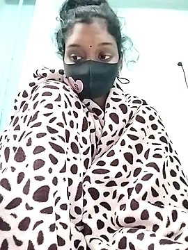 Tushi-10's cam snapshot