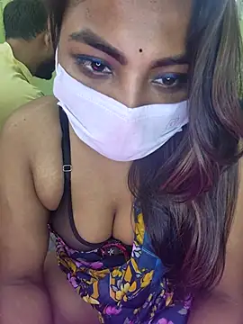 Trending_Couple live sex cam