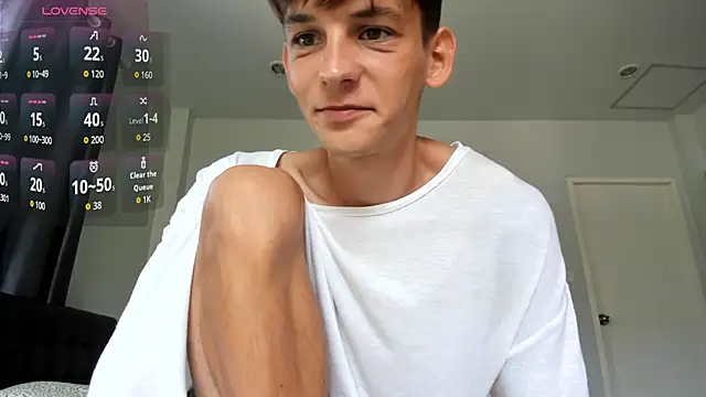 MiracleCam live sex cam