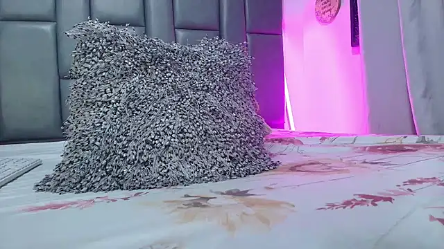 ScarletNoir4u's cam snapshot