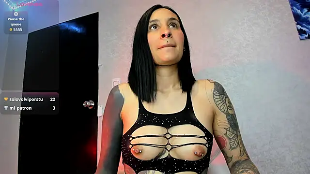 Lizz_sky's cam snapshot