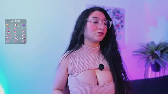 lucy_neil live sex cam