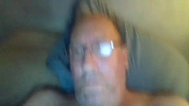 hornyrich69's cam snapshot