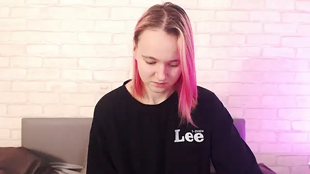 Ericha_Stone's cam snapshot