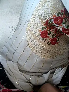 LOVELYKAJALBHABHI's cam snapshot