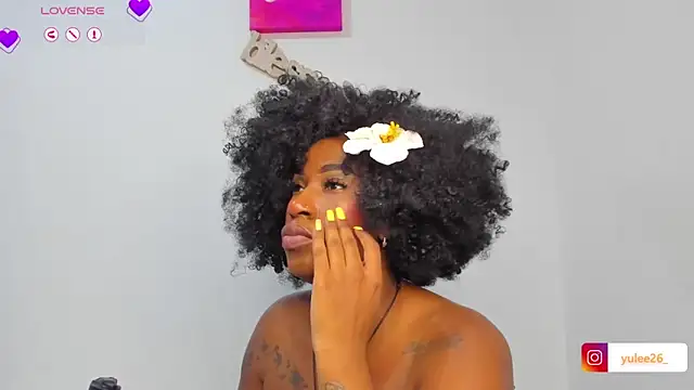 Brandy_brown_'s cam snapshot