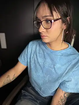 Isabella-Teen's cam snapshot