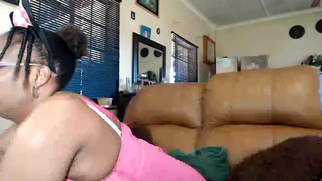 Gucci_Bx's cam snapshot