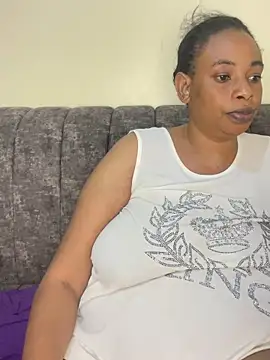 milky_mom's cam snapshot