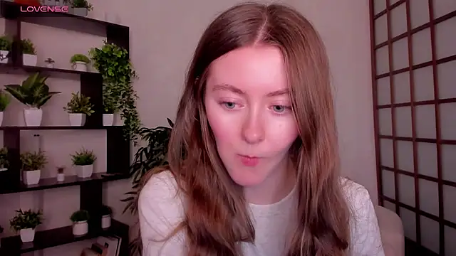 KateCuddle's cam snapshot