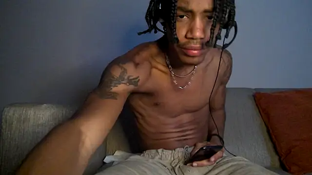 BlackBullTitus live sex cam