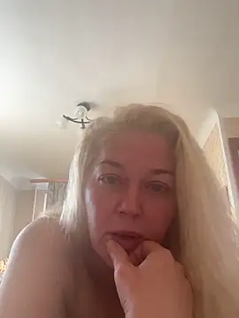 JenniferCarmen's cam snapshot