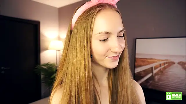 EsmaCarll's cam snapshot