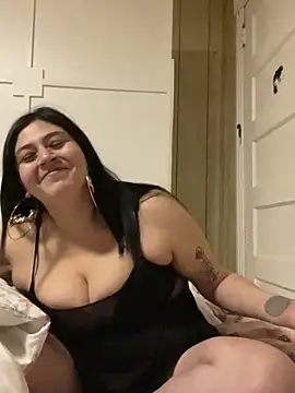 kriztal_pretty's cam snapshot