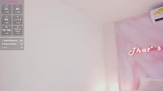 Sophie_Smitt's cam snapshot