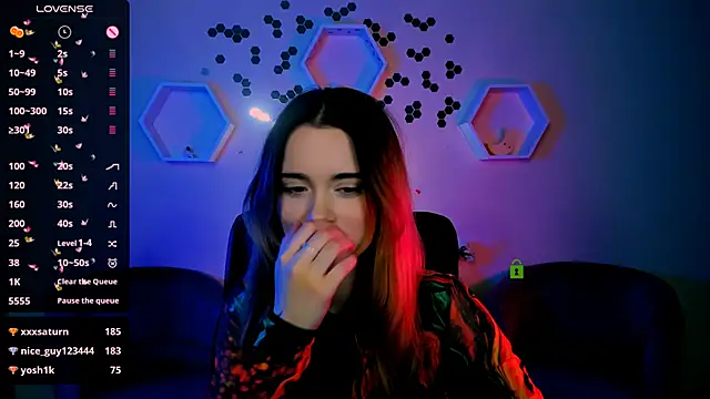 liana_kisses's cam snapshot