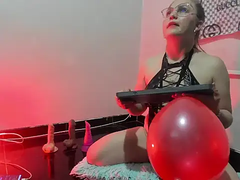 tiffanystorms-'s cam snapshot