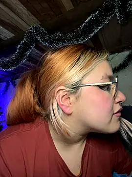 Sophia_Weest99's cam snapshot