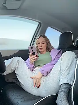 LavenderHot's cam snapshot