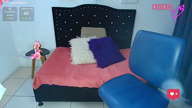 SammySmall_F_w's cam snapshot