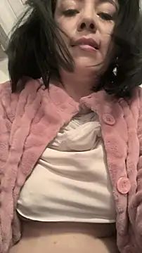 Bella_fournier's cam snapshot