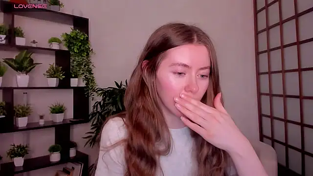 KateCuddle's cam snapshot