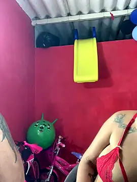 kloeandjersi's cam snapshot