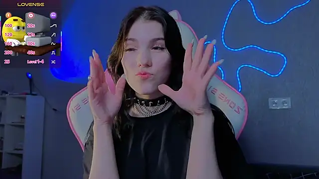 Sophie_SkyAngel's cam snapshot