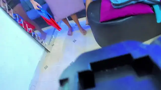 Plays_cloe_sex's cam snapshot