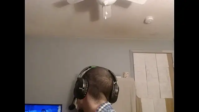 VanceFontaine's cam snapshot