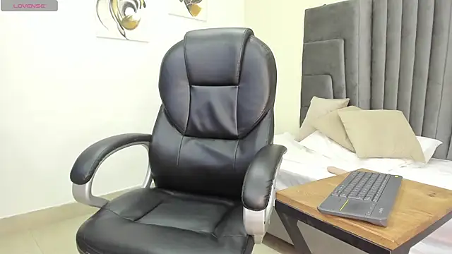 bellaadams35's cam snapshot