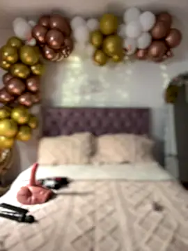 Samantha_e2's cam snapshot