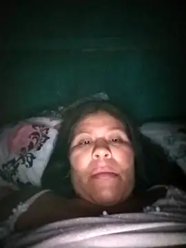 hotmom33's cam snapshot