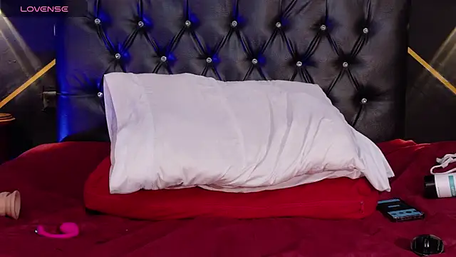 eka_urda's cam snapshot