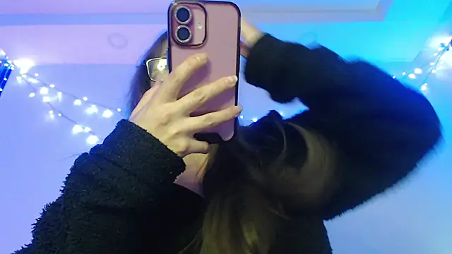 Aurora_blossom__'s cam snapshot