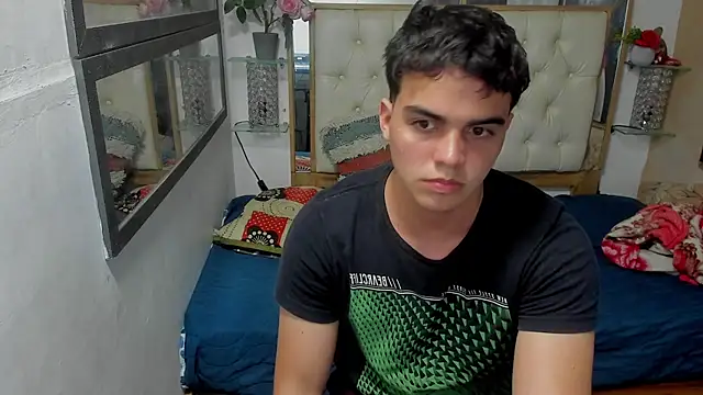 heiker_ live sex cam