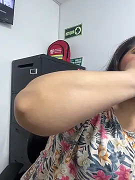 ROUSE_SINCLAIR's cam snapshot