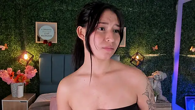 Rubyvixxen_'s cam snapshot