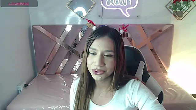 Evy_Luxx_v's cam snapshot