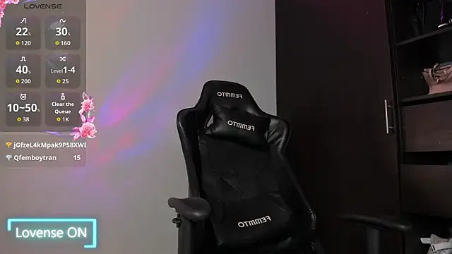 MeganDaviees's cam snapshot