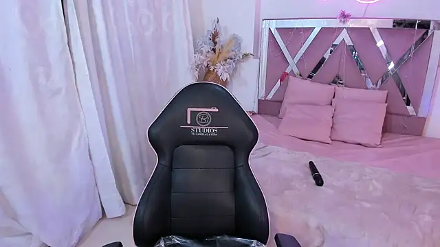 Shinedark_tay1's cam snapshot